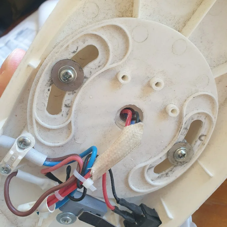 Heater underside mechanism