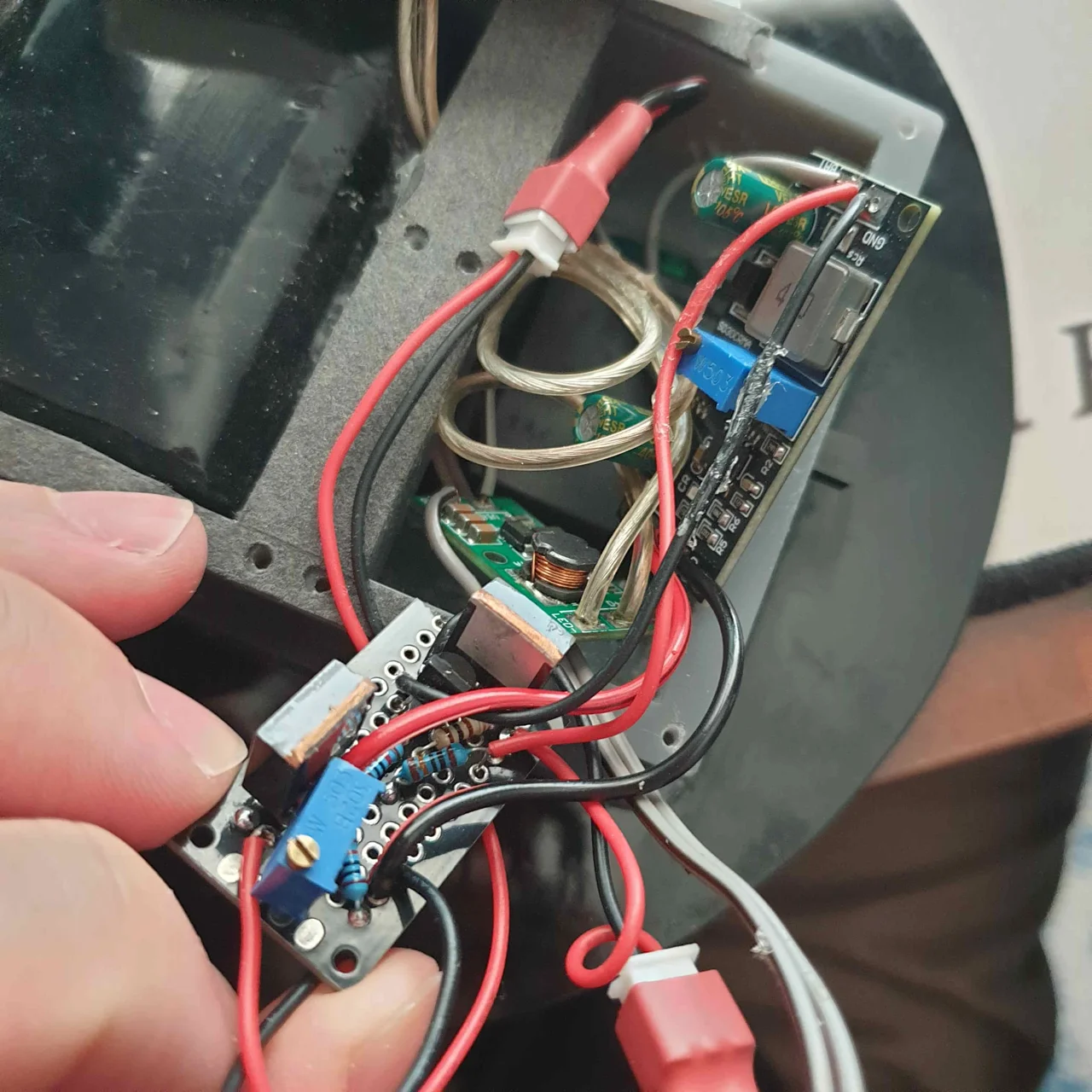 Unfinished solar light electronics 5